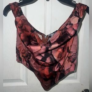 PrettyLittleThing Renaissance Print Cowl Neck Top NWT Size 2